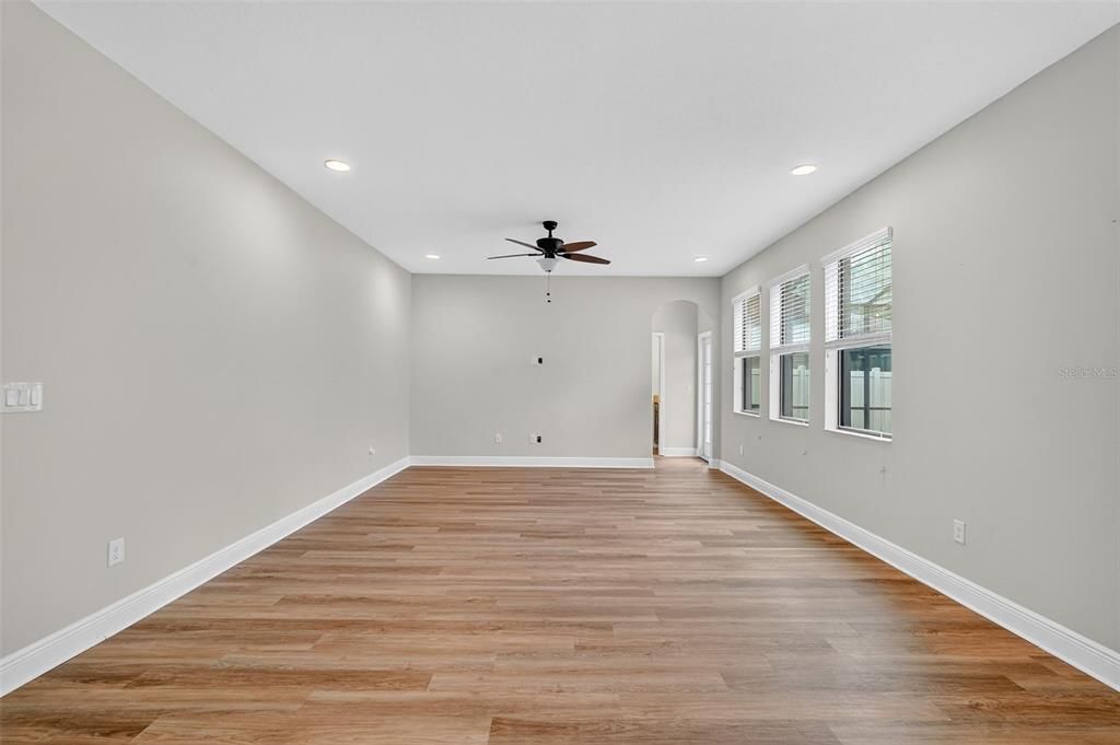 Active With Contract: $669,999 (4 beds, 3 baths, 3168 Square Feet)