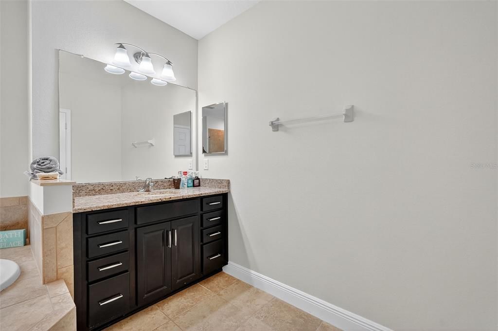 Active With Contract: $669,999 (4 beds, 3 baths, 3168 Square Feet)