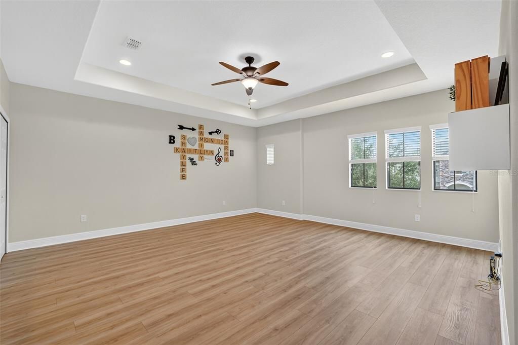 Active With Contract: $669,999 (4 beds, 3 baths, 3168 Square Feet)