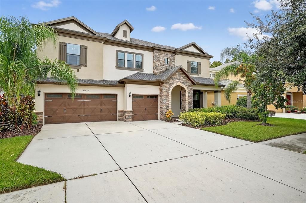 Active With Contract: $669,999 (4 beds, 3 baths, 3168 Square Feet)