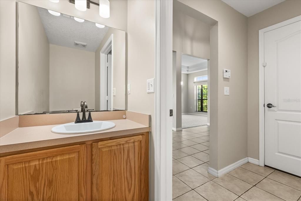 出租: $3,000 (4 贝兹, 2 浴室, 2250 平方英尺)