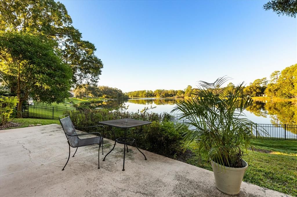 出租: $3,000 (4 贝兹, 2 浴室, 2250 平方英尺)