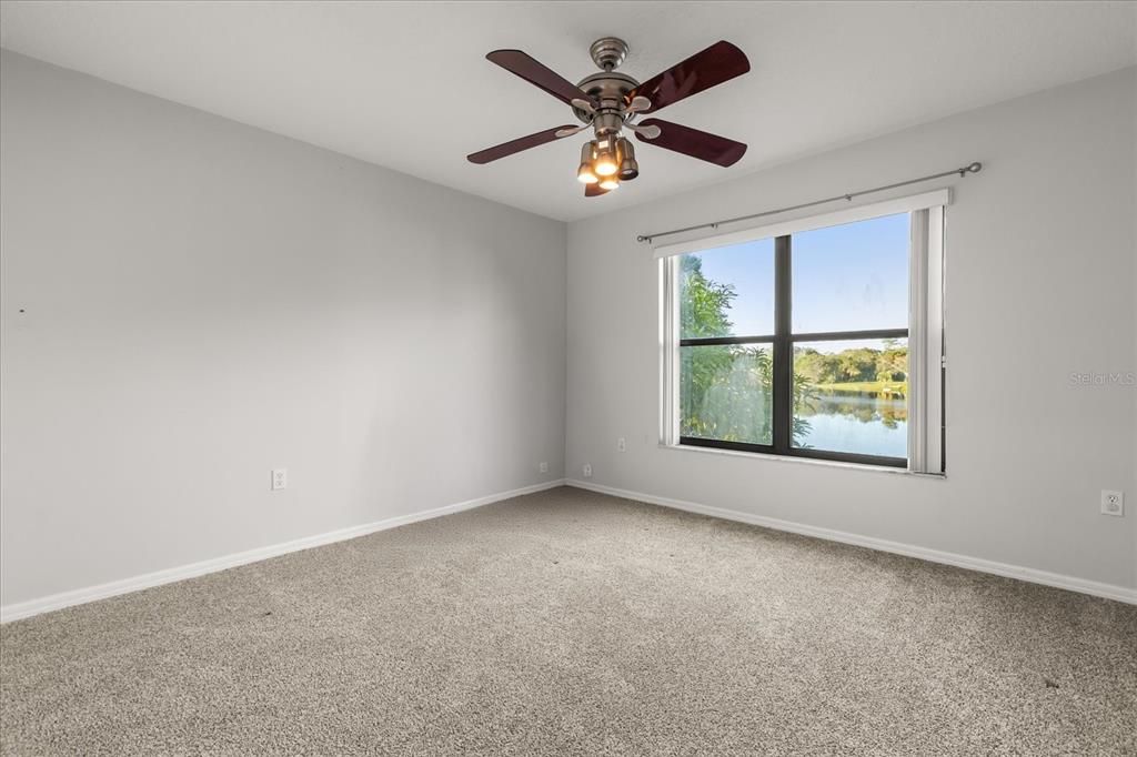 出租: $3,000 (4 贝兹, 2 浴室, 2250 平方英尺)