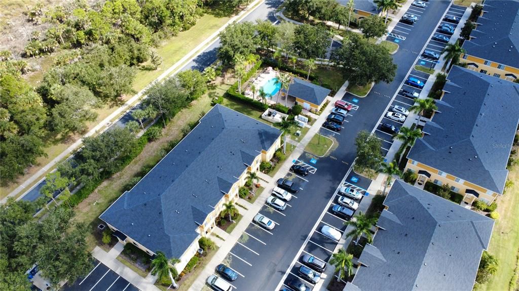 出租: $3,000 (3 贝兹, 2 浴室, 1302 平方英尺)