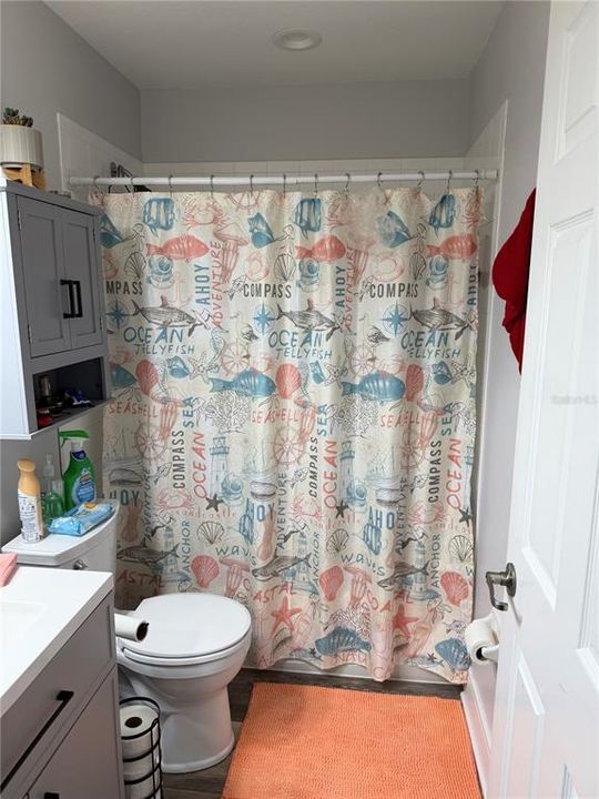 出租: $3,000 (3 贝兹, 2 浴室, 1302 平方英尺)