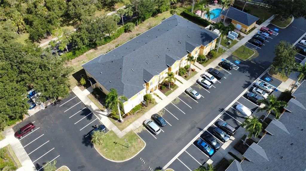 出租: $3,000 (3 贝兹, 2 浴室, 1302 平方英尺)