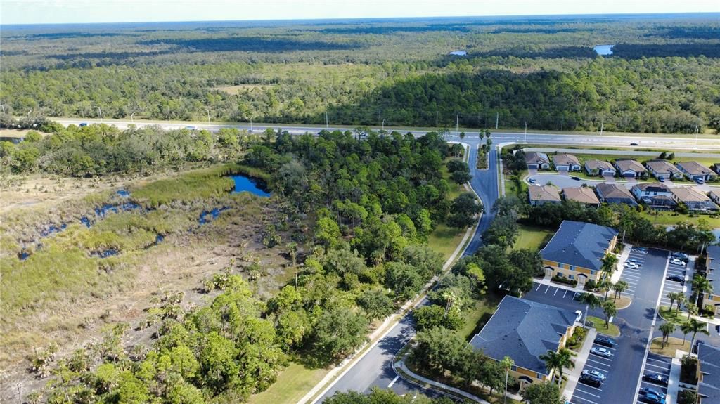 出租: $3,000 (3 贝兹, 2 浴室, 1302 平方英尺)