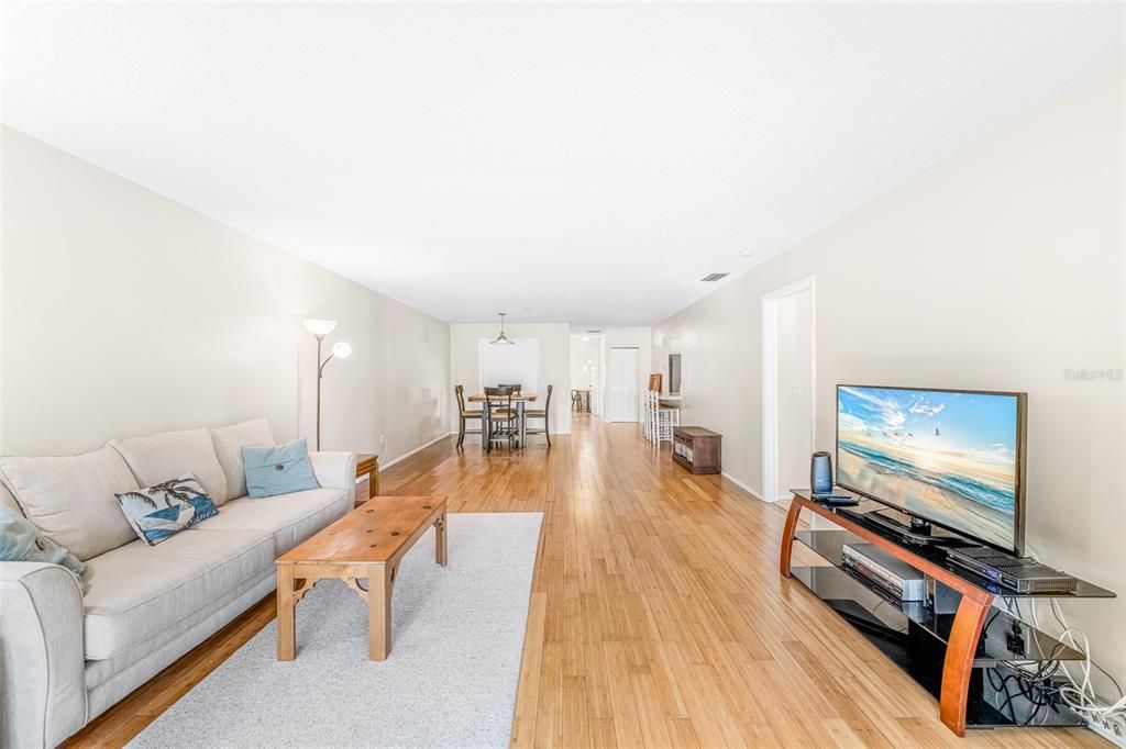 For Sale: $249,900 (3 beds, 2 baths, 1705 Square Feet)