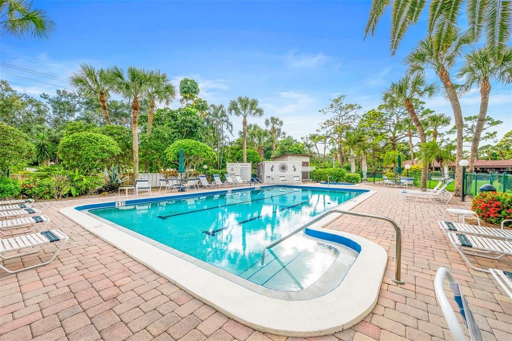 For Sale: $249,900 (3 beds, 2 baths, 1705 Square Feet)