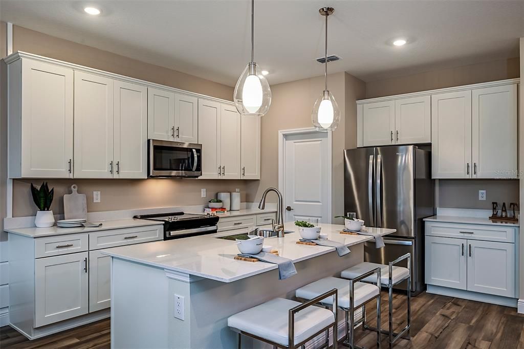 На продажу: $485,586 (4 спален, 3 ванн, 2289 Квадратных фут)