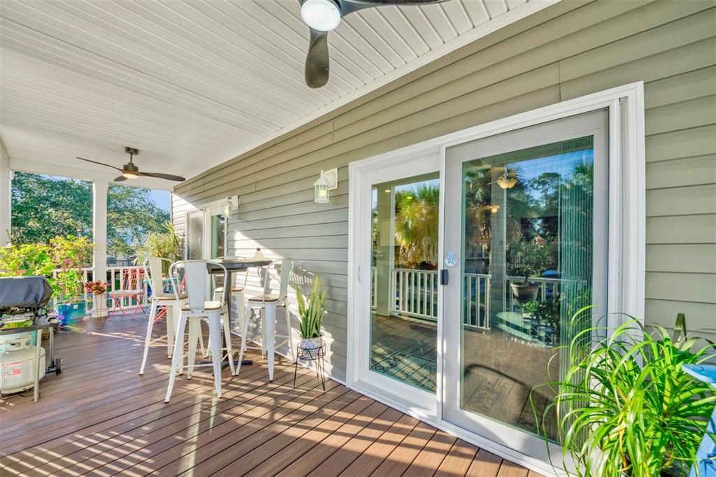 En Venta: $549,900 (3 camas, 2 baños, 1242 Pies cuadrados)