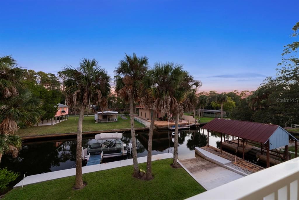 En Venta: $549,900 (3 camas, 2 baños, 1242 Pies cuadrados)