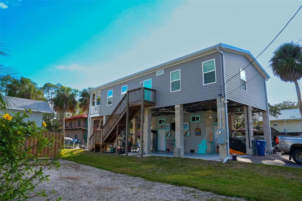 En Venta: $549,900 (3 camas, 2 baños, 1242 Pies cuadrados)