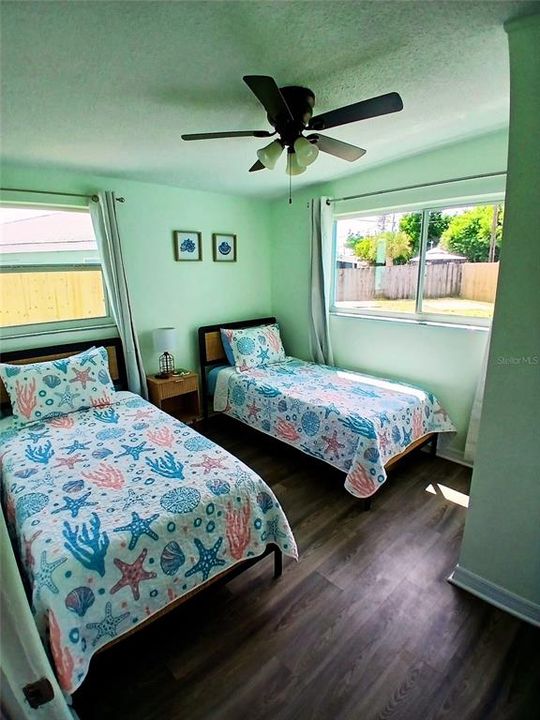 For Sale: $520,000 (5 beds, 3 baths, 2176 Square Feet)