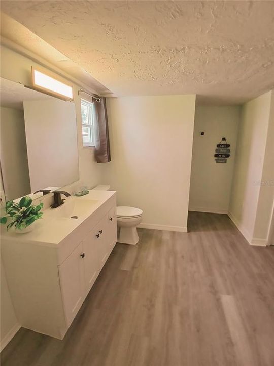 For Sale: $520,000 (5 beds, 3 baths, 2176 Square Feet)