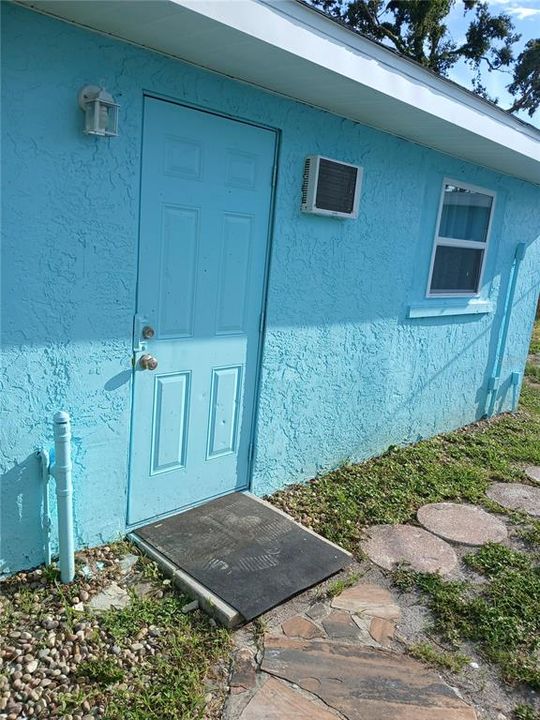 For Sale: $520,000 (5 beds, 3 baths, 2176 Square Feet)