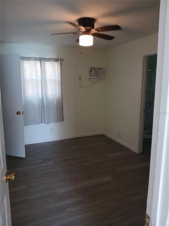 For Sale: $520,000 (5 beds, 3 baths, 2176 Square Feet)