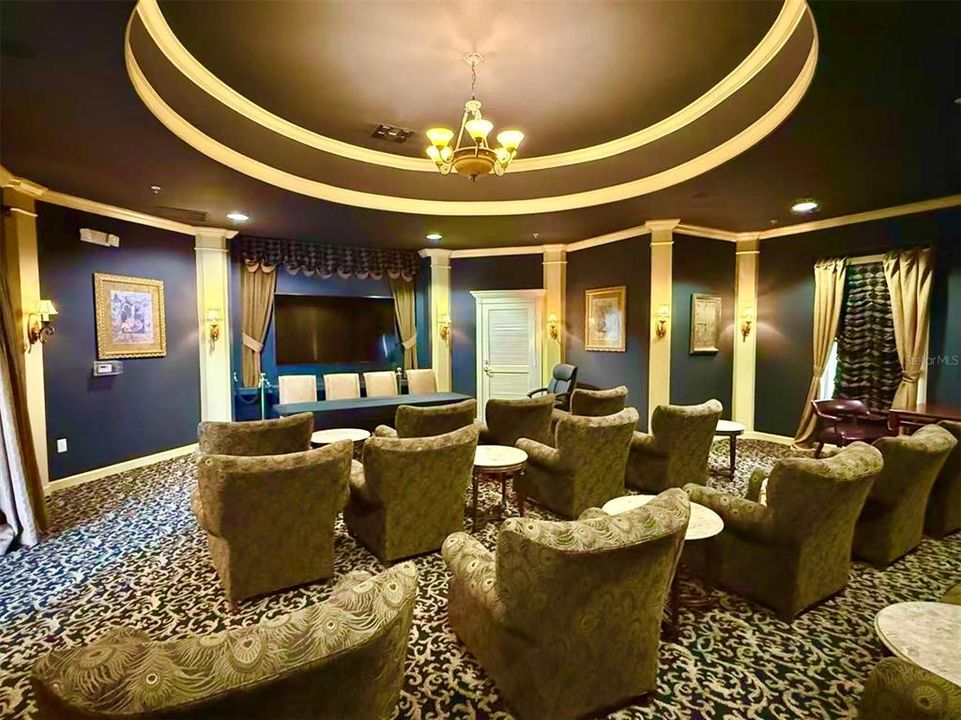 For Sale: $189,000 (1 beds, 1 baths, 782 Square Feet)