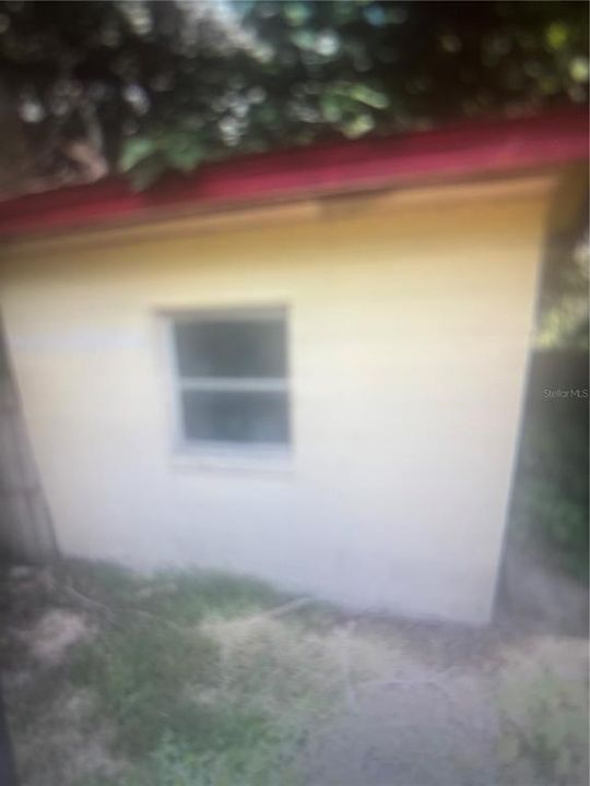 Activo con contrato: $285,000 (4 camas, 2 baños, 1880 Pies cuadrados)