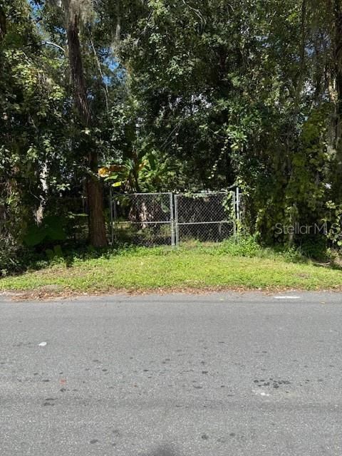 Vendido Recientemente: $70,000 (0.37 acres)