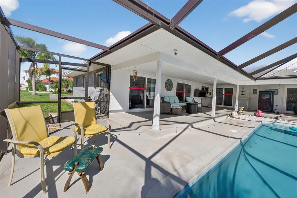 待售: $699,990 (4 贝兹, 3 浴室, 2226 平方英尺)