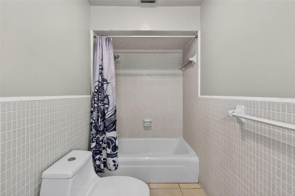 待售: $699,990 (4 贝兹, 3 浴室, 2226 平方英尺)