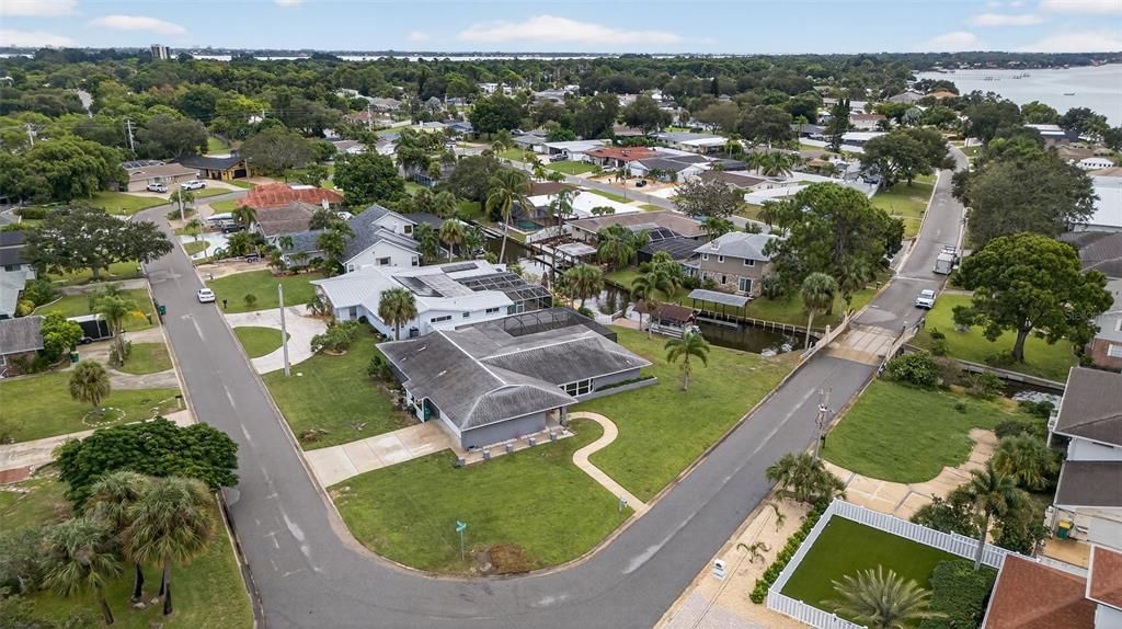 待售: $699,990 (4 贝兹, 3 浴室, 2226 平方英尺)