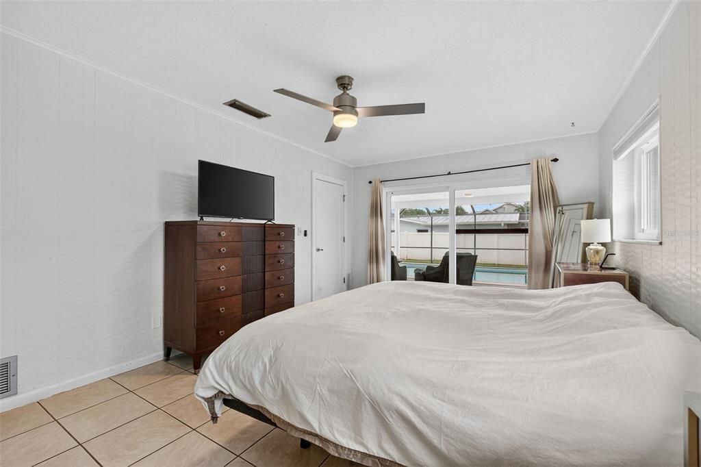 待售: $699,990 (4 贝兹, 3 浴室, 2226 平方英尺)