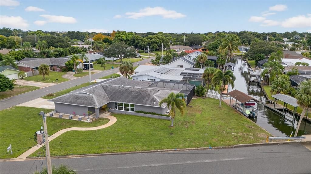 待售: $699,990 (4 贝兹, 3 浴室, 2226 平方英尺)