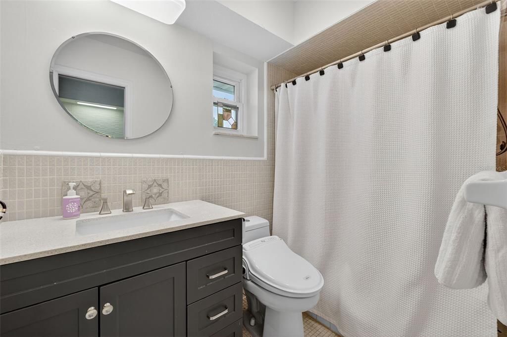 待售: $699,990 (4 贝兹, 3 浴室, 2226 平方英尺)