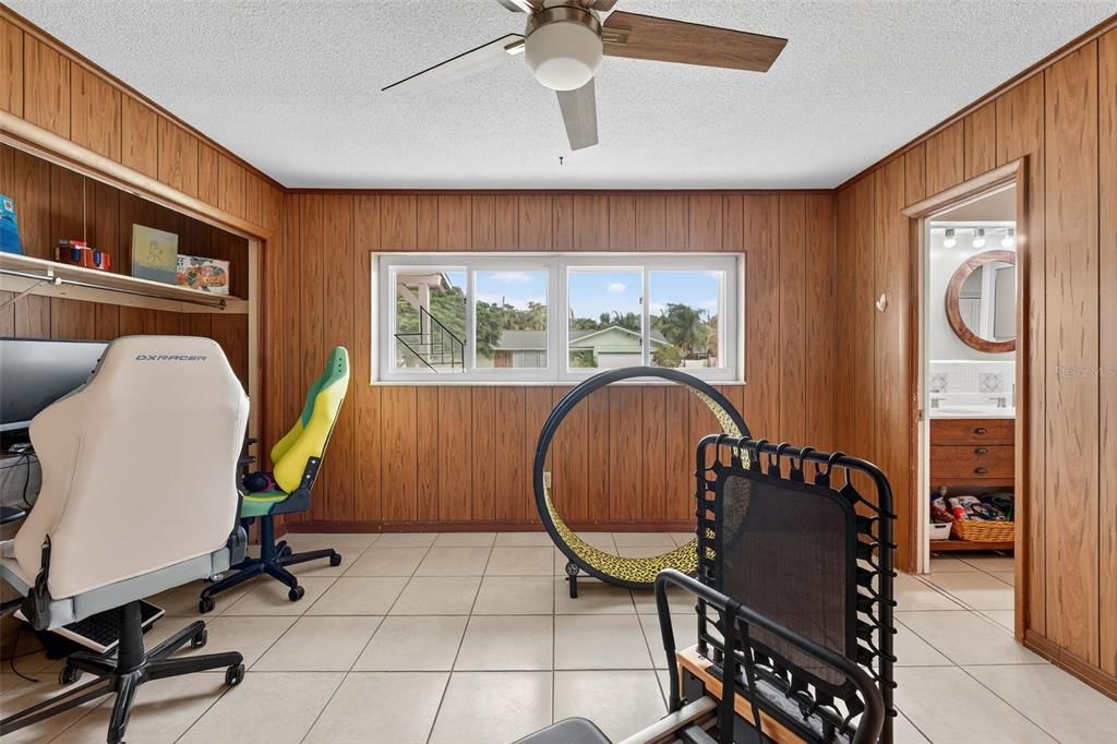 待售: $699,990 (4 贝兹, 3 浴室, 2226 平方英尺)