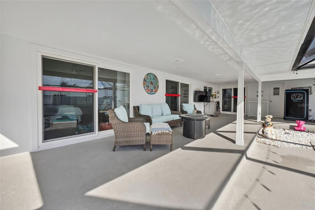 待售: $699,990 (4 贝兹, 3 浴室, 2226 平方英尺)