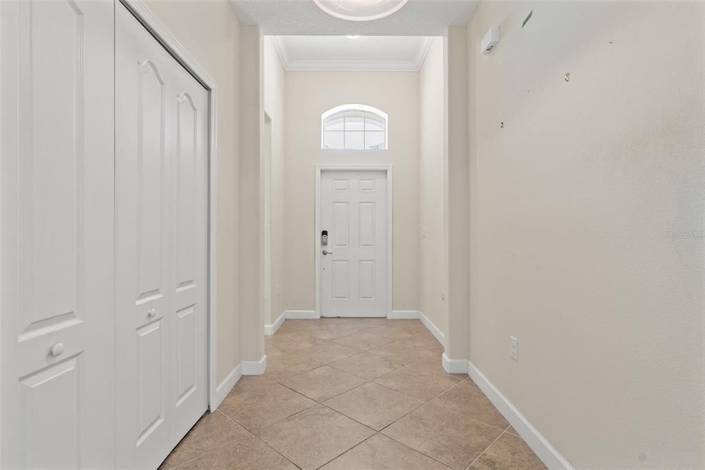 For Sale: $350,550 (3 beds, 3 baths, 2562 Square Feet)