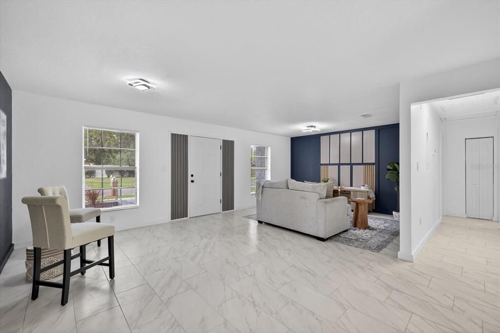 Activo con contrato: $397,900 (3 camas, 2 baños, 1242 Pies cuadrados)