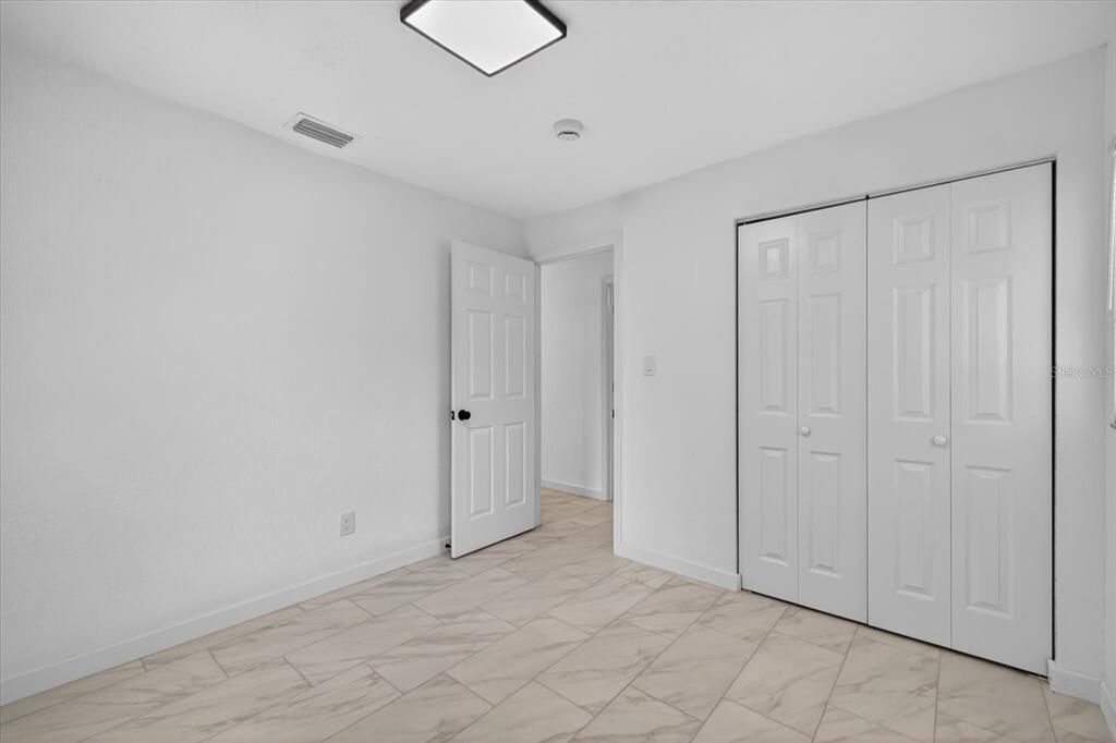 Activo con contrato: $397,900 (3 camas, 2 baños, 1242 Pies cuadrados)