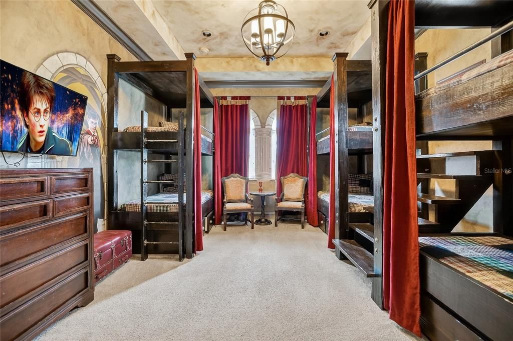 En Venta: $3,190,000 (9 camas, 9 baños, 6756 Pies cuadrados)