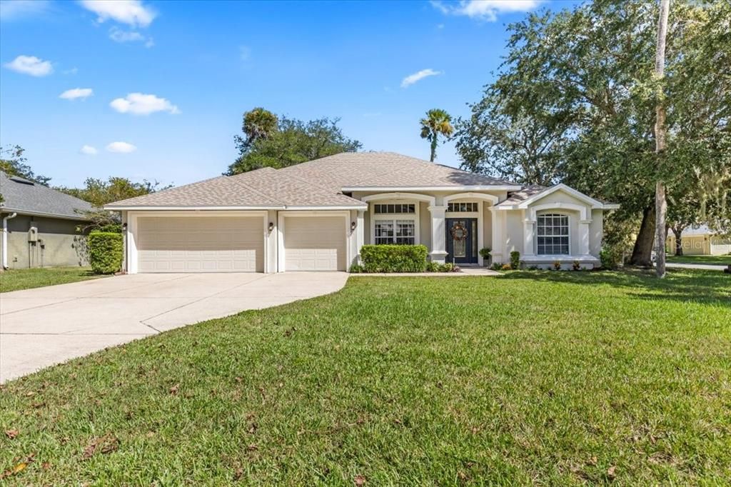 合同活跃: $439,900 (4 贝兹, 2 浴室, 2123 平方英尺)