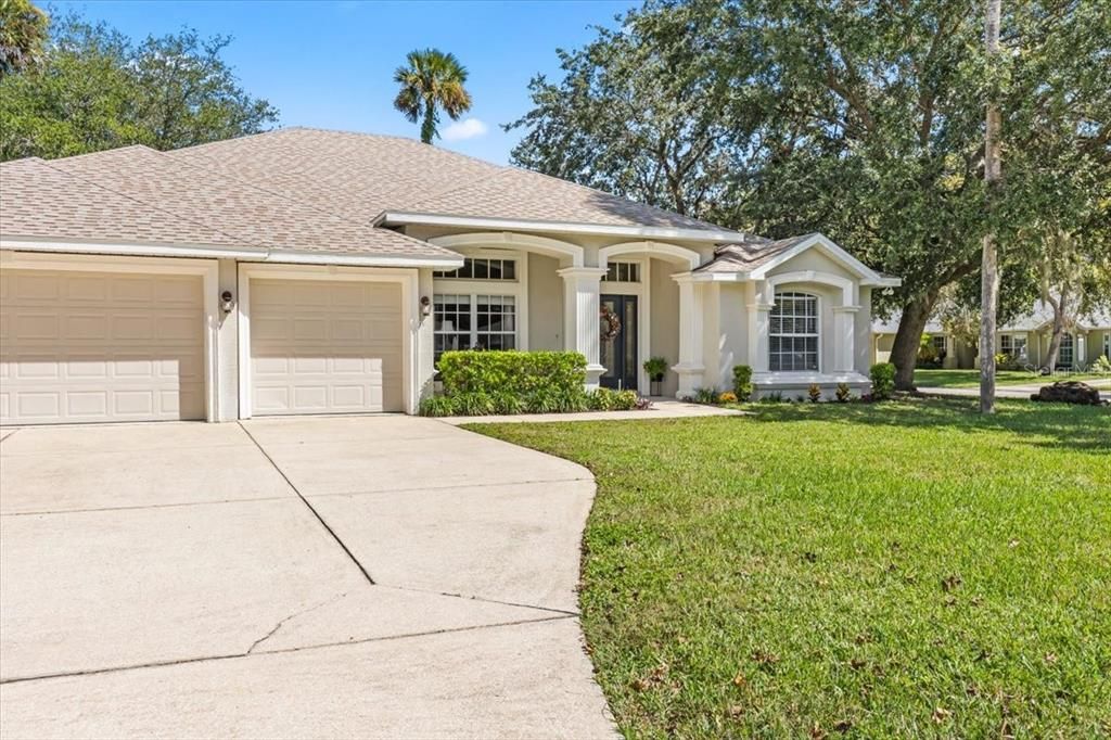 合同活跃: $439,900 (4 贝兹, 2 浴室, 2123 平方英尺)