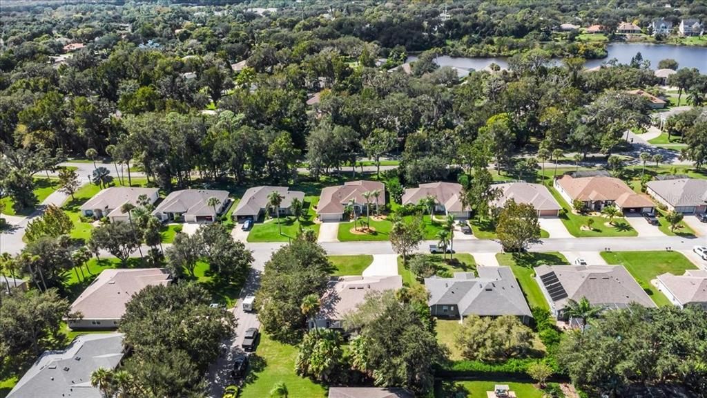 合同活跃: $439,900 (4 贝兹, 2 浴室, 2123 平方英尺)