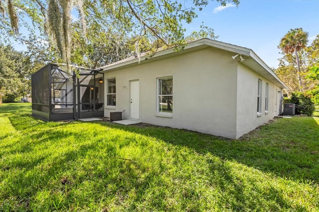 合同活跃: $439,900 (4 贝兹, 2 浴室, 2123 平方英尺)