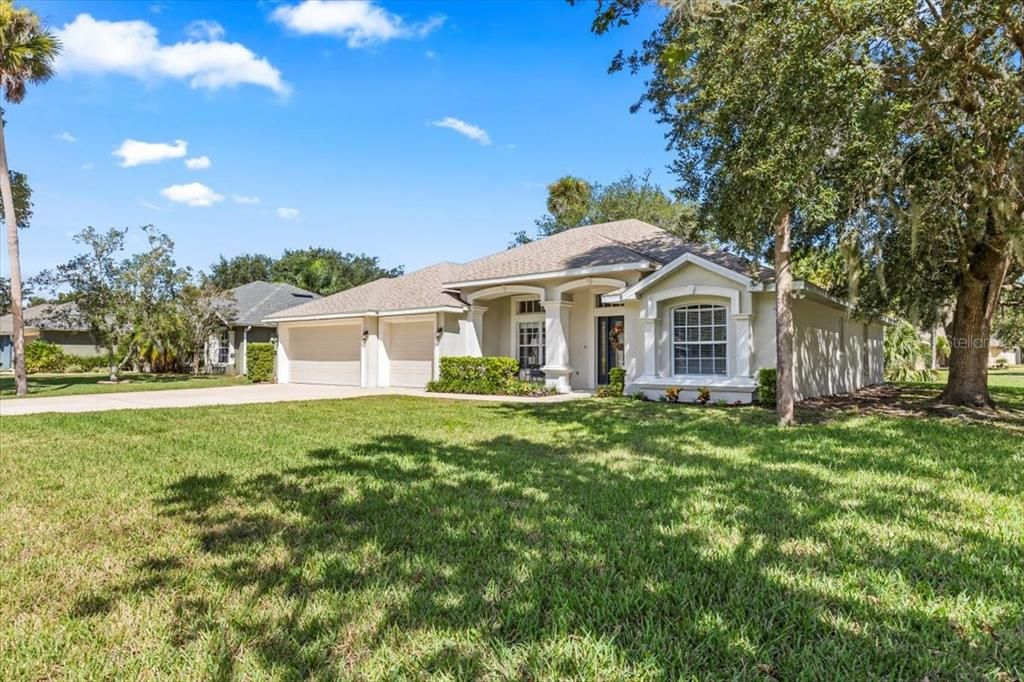 合同活跃: $439,900 (4 贝兹, 2 浴室, 2123 平方英尺)