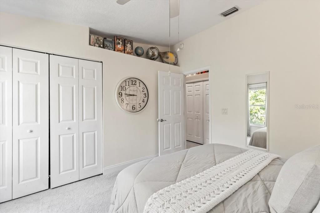 合同活跃: $439,900 (4 贝兹, 2 浴室, 2123 平方英尺)