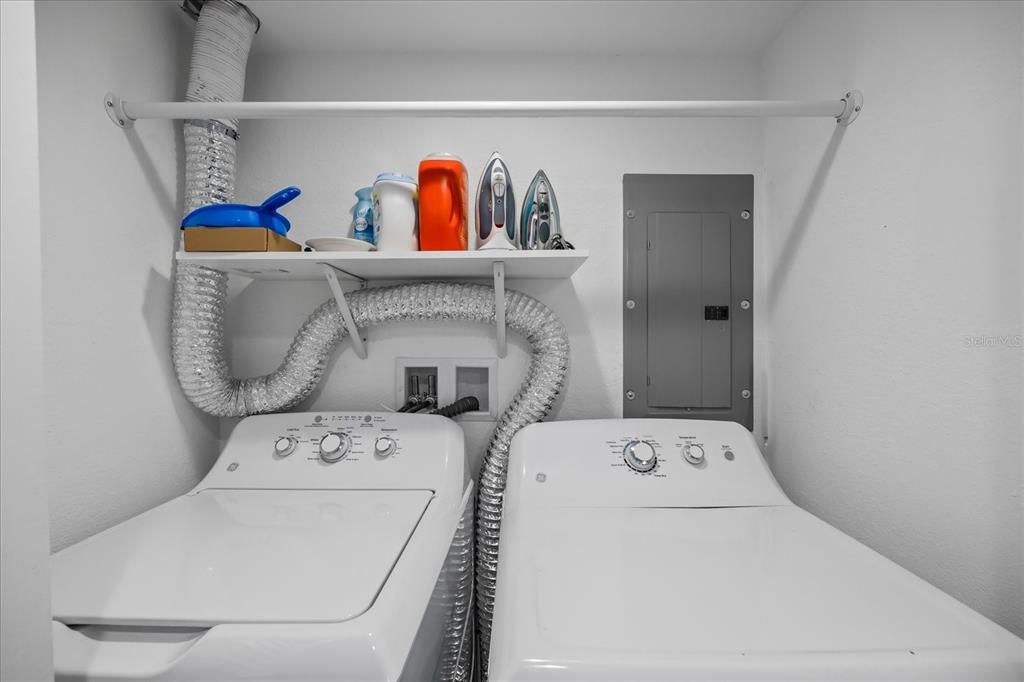 For Rent: $2,900 (2 beds, 2 baths, 1700 Square Feet)