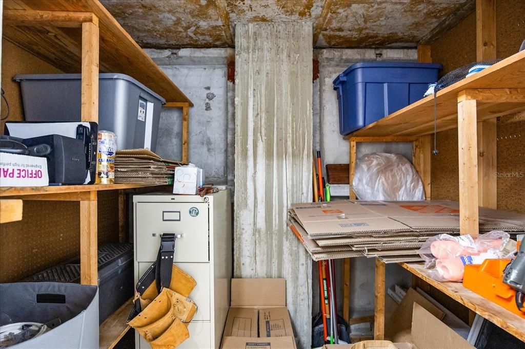 For Rent: $2,900 (2 beds, 2 baths, 1700 Square Feet)