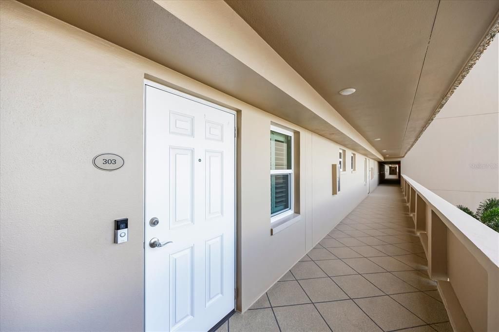 For Rent: $2,900 (2 beds, 2 baths, 1700 Square Feet)