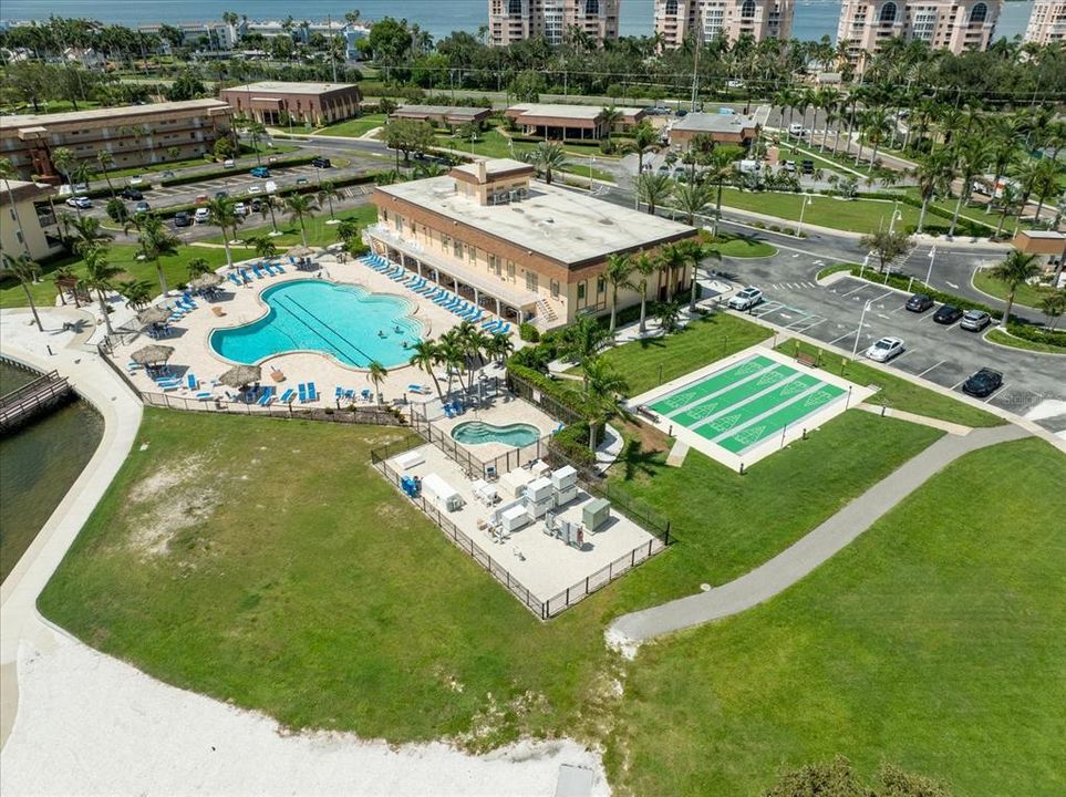 For Rent: $2,900 (2 beds, 2 baths, 1700 Square Feet)