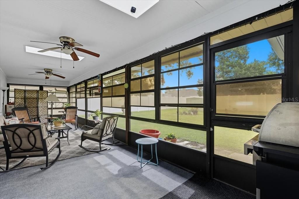 待售: $299,999 (2 贝兹, 2 浴室, 1625 平方英尺)