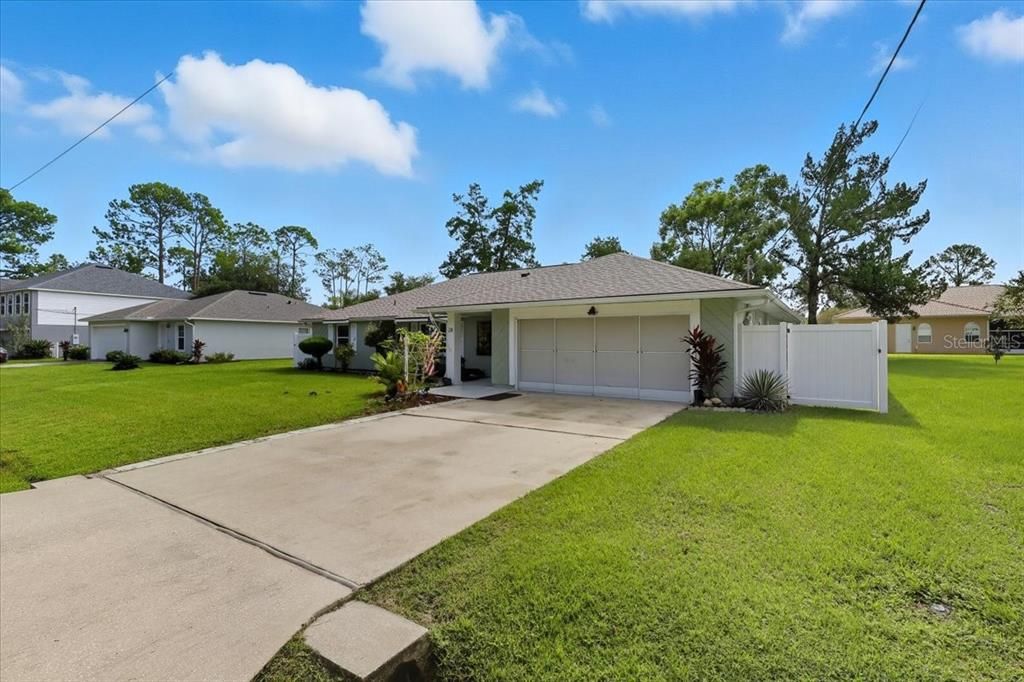 待售: $299,999 (2 贝兹, 2 浴室, 1625 平方英尺)