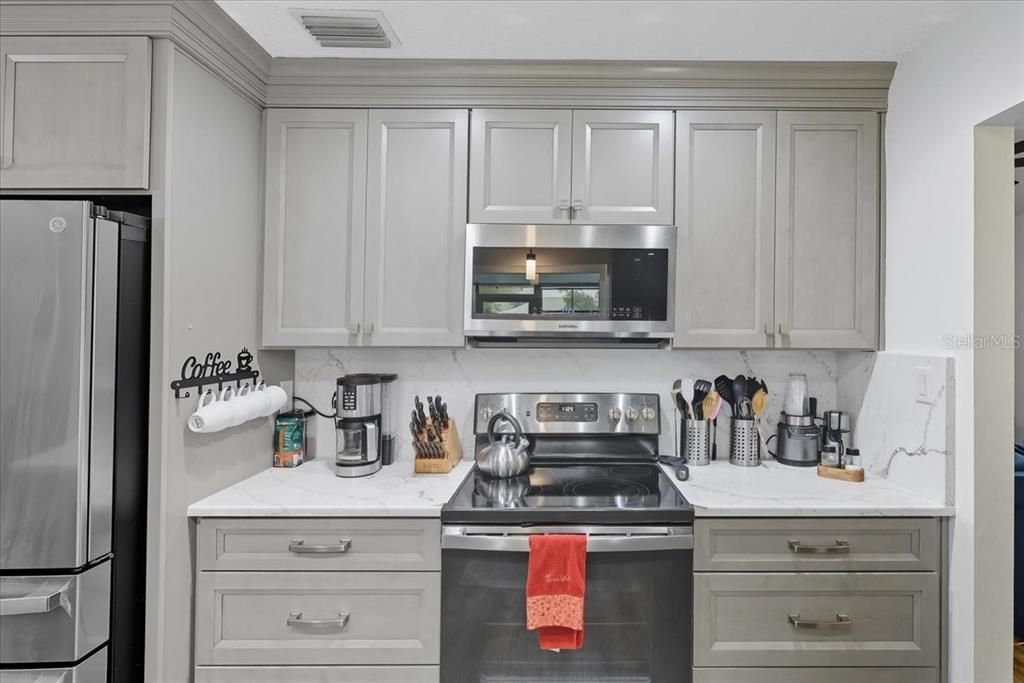 待售: $299,999 (2 贝兹, 2 浴室, 1625 平方英尺)