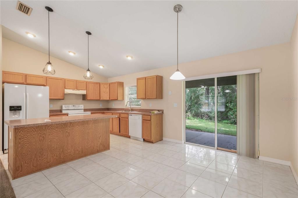 待售: $249,000 (3 贝兹, 2 浴室, 1451 平方英尺)